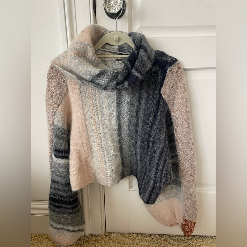 Free People Women's Sweater